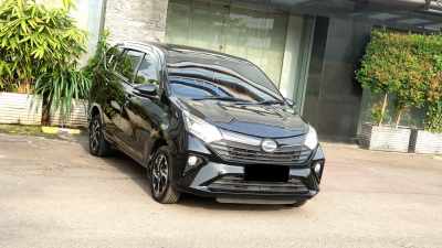 Daihatsu Sigra R Automatic