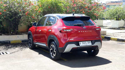 Nissan Magnite 1.0 Turbo Premium Two Tone