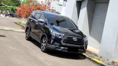 Toyota Kijang Innova Reborn 2.0 Venturer Automatic