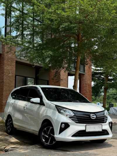 Daihatsu Sigra 1.2 R Manual