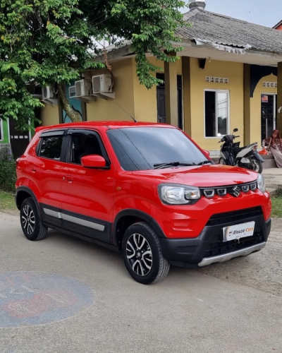 Suzuki S-Presso 1.0 AGS Automatic