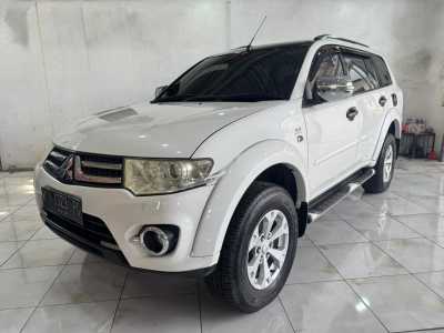 Mitsubishi Pajero 2.0 Dakar AT