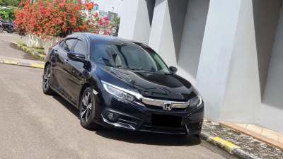 Honda Civic 1.5 Turbo ES Automatic