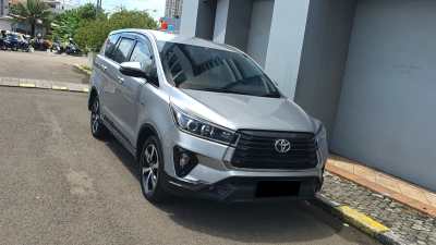 Toyota Kijang Innova Rebron 2.0 Venturer Automatic