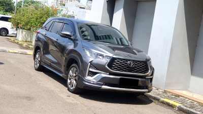 Toyota Kijang Innova Zenix 2.0 Q Automatic