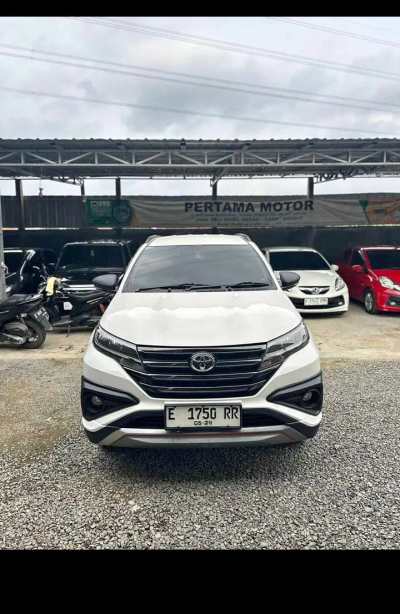Toyota Rush 1.5 S TRD MT