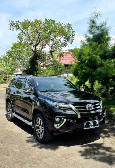 Toyota Fortuner 2.5 VRZ AT