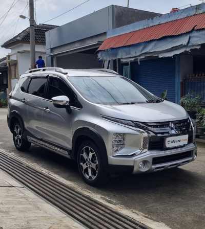 MITSUBISHI XPANDER CROSS 1.5 MT