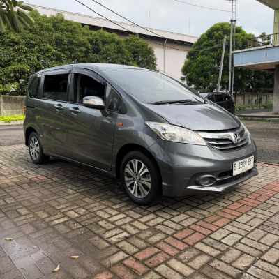 Honda Freed 1.5 S AT