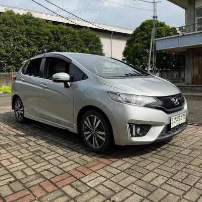 Honda Jazz 1.5 RS AT