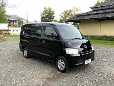 Daihatsu Gran Max 1.3 F MT