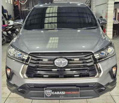 Toyota Kijang Innova 2.4 Venturer AT