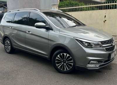 Wuling Cortez 1.8 LT Luxury AT