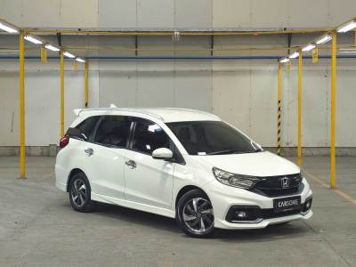 Honda Mobilio RS 1.5 Auto