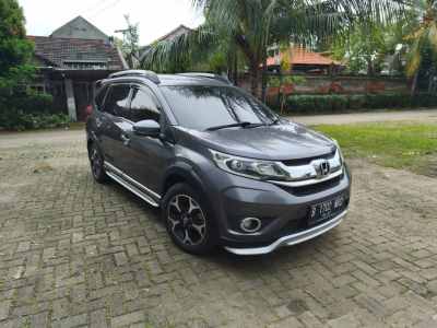 Honda BR-V 1.5 E Prestige AT