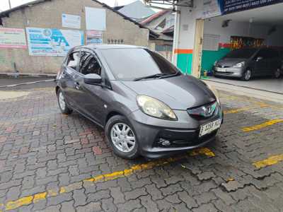 Honda Brio 1.2 E MT