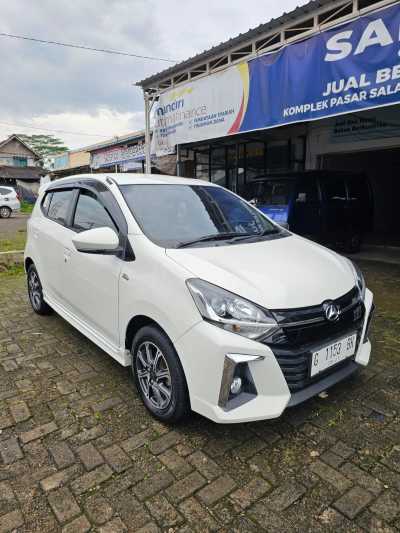 Daihatsu Ayla 1.2 R MT