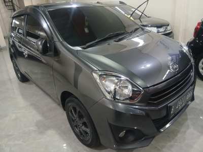 Daihatsu Ayla 1.0 X MT