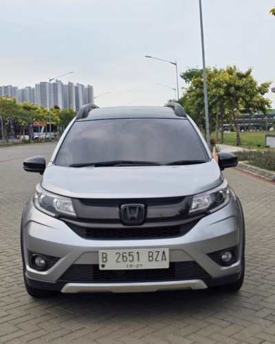 Honda BR-V 1.5 E AT