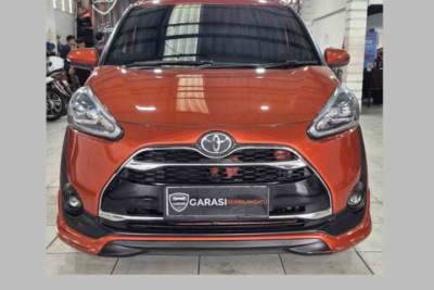 Toyota Sienta 1.5 Q Automatic