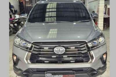 Toyota Kijang Innova  2.4 Venturer Automatic