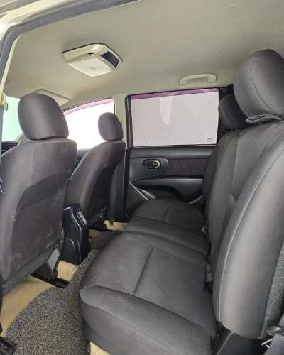 Nissan Grand Livina 1.5 SV Manual