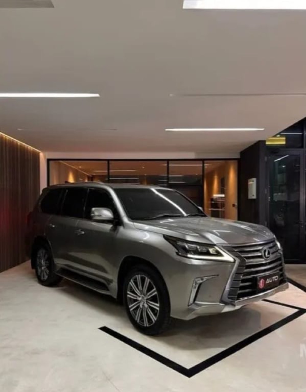 Lexus LX 570