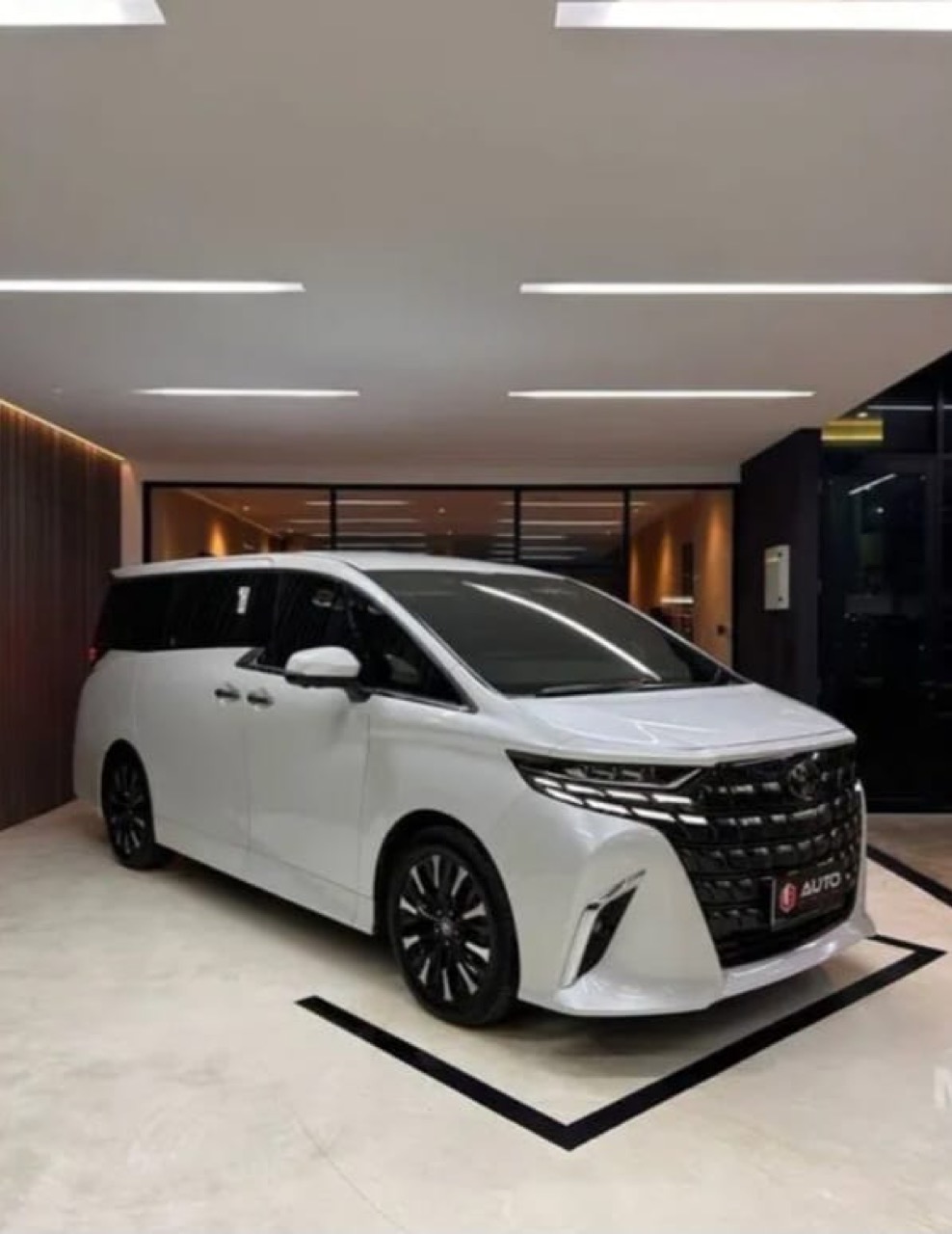 TOYOTA Alphard 2.5 G AT
