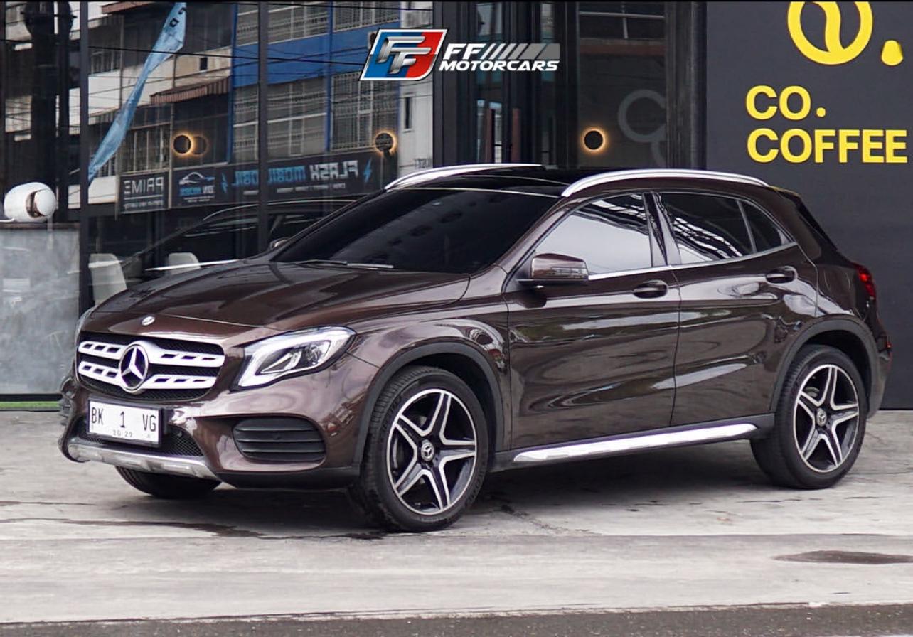 Mercedes Benz GLA 200