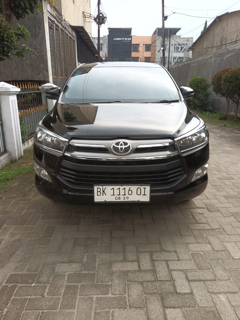 Toyota Innova G 2.0