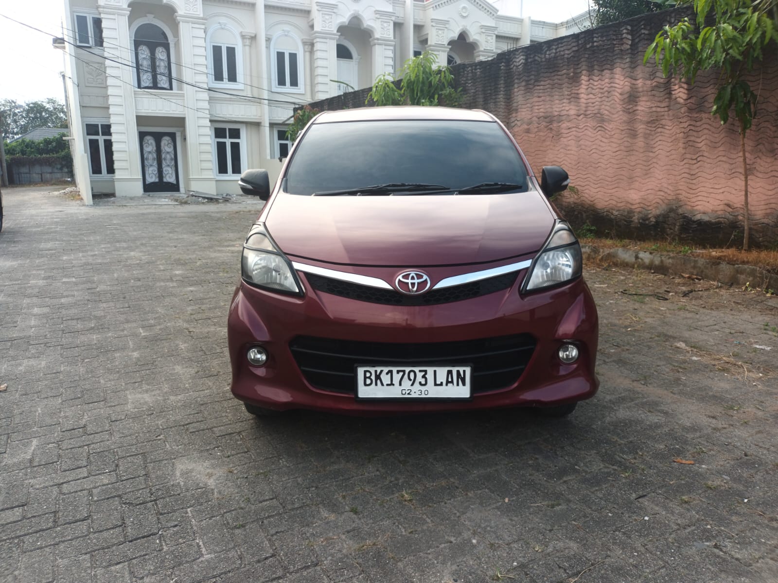 Toyota Veloz 1.5 MT