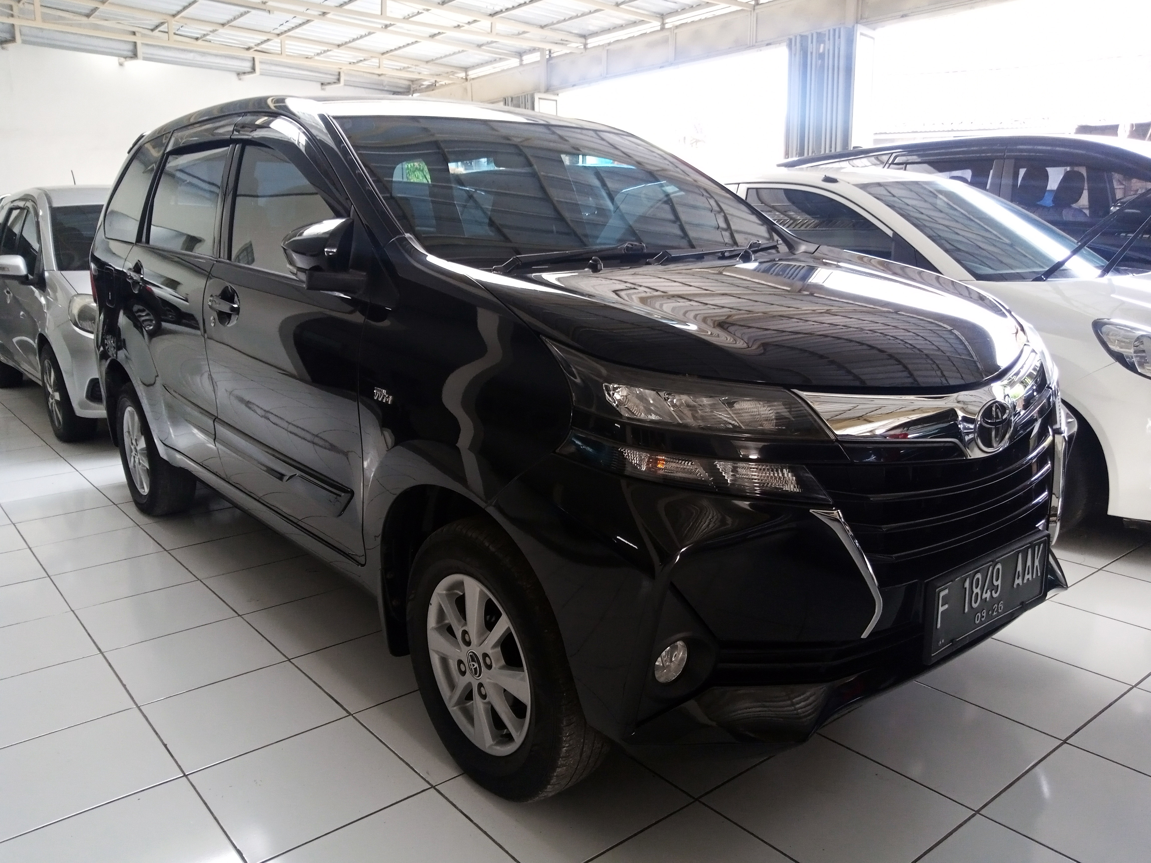 TOYOTA AVANZA 1.3 G MT