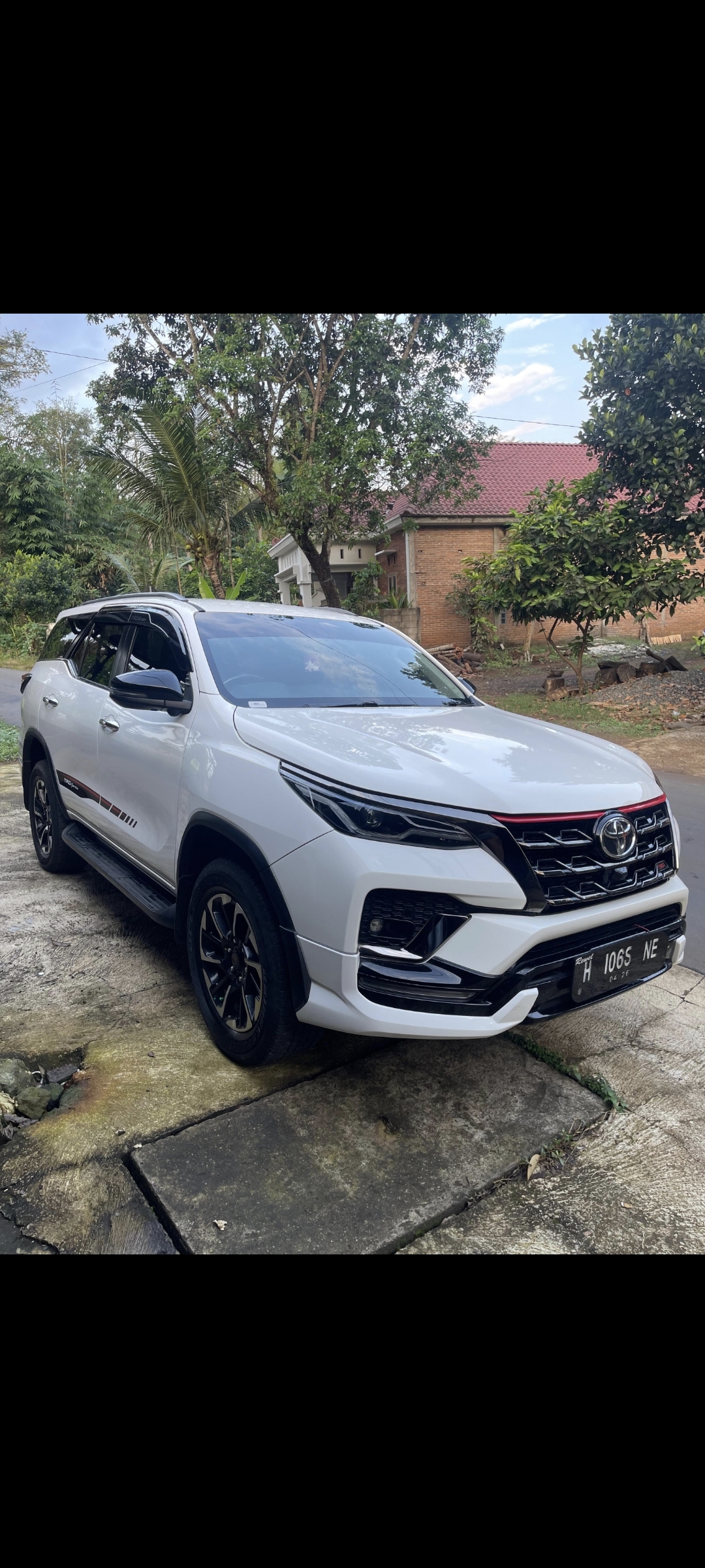 TOYOTA FORTUNER VRZ TRDA AT