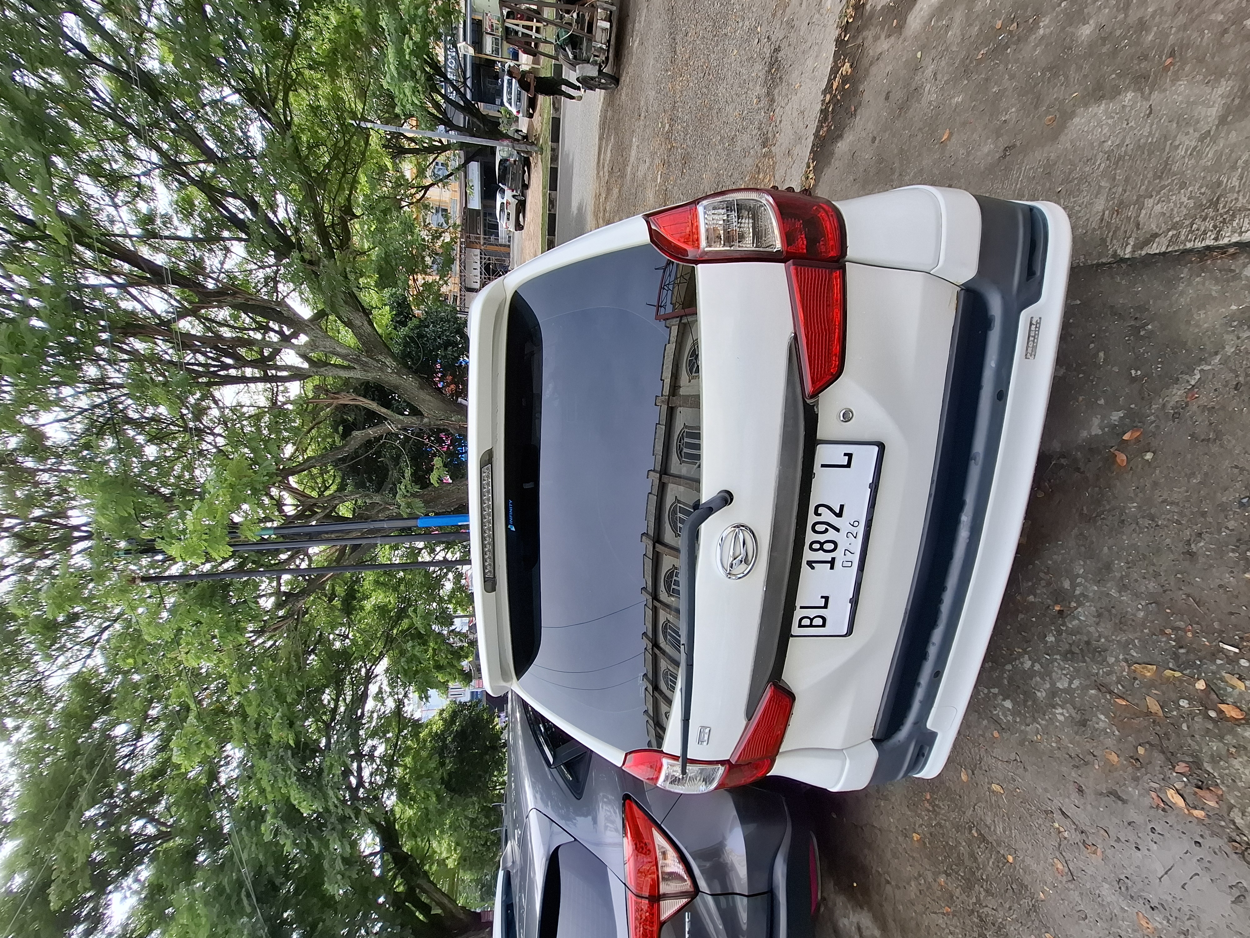 Daihatsu Xenia X R