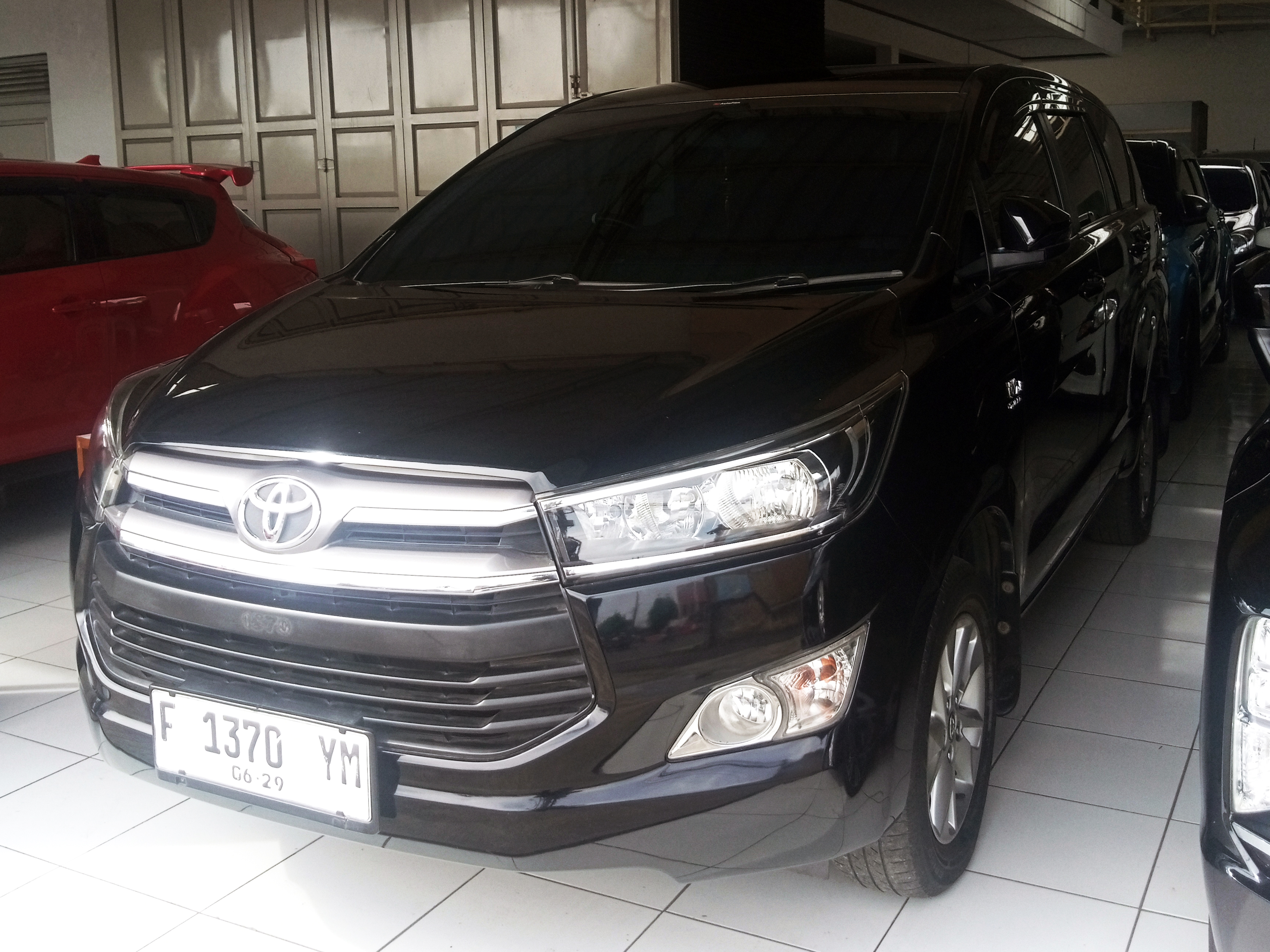 TOYOTA INNOVA 2.0 G MT