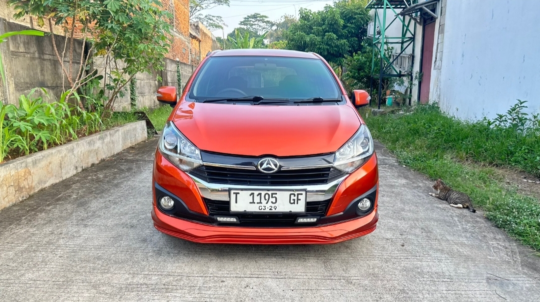 DAIHATSU AYLA R MT DELUXE 1.2 R MT