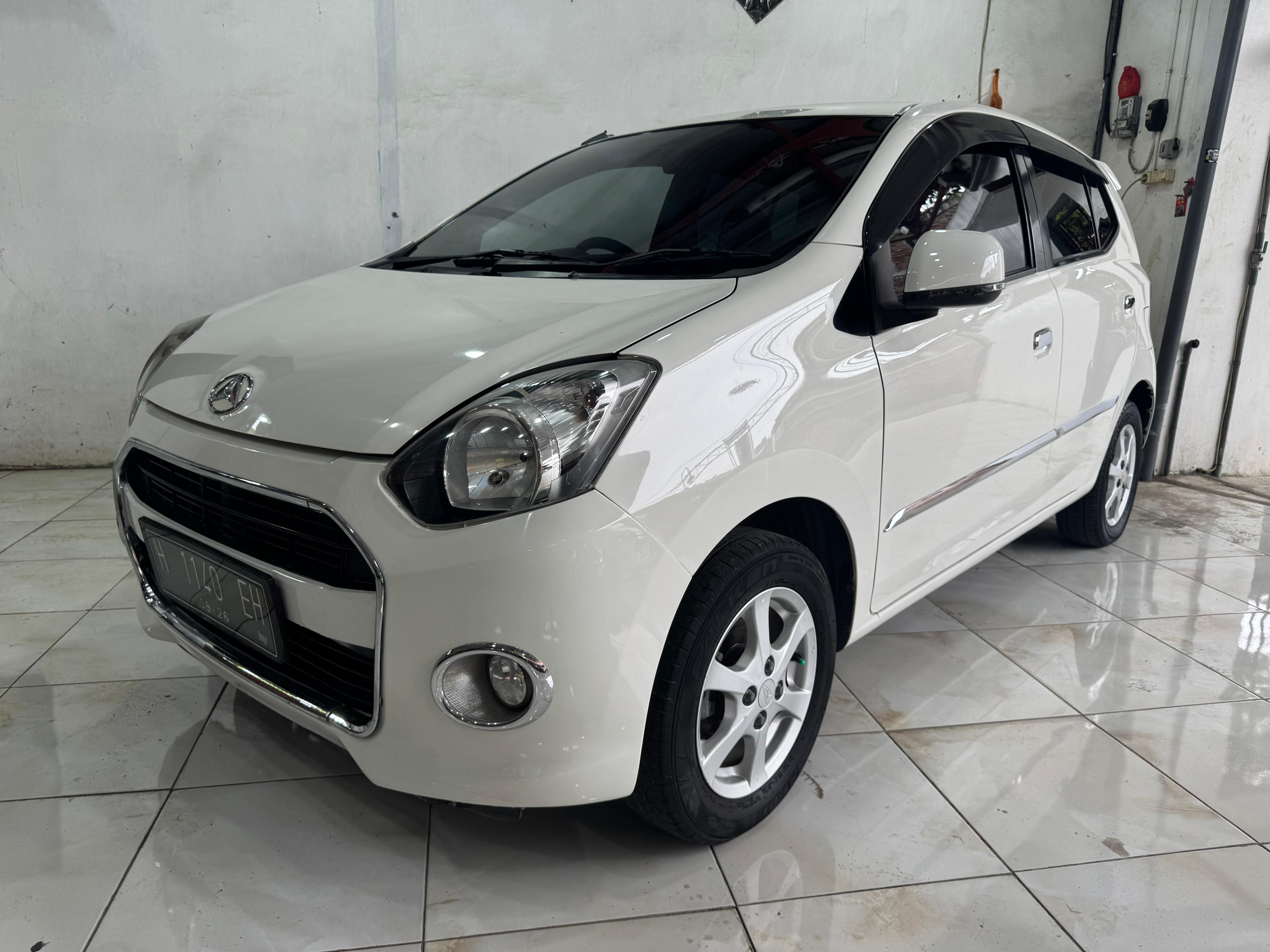 Daihatsu Ayla X 1.0 MT