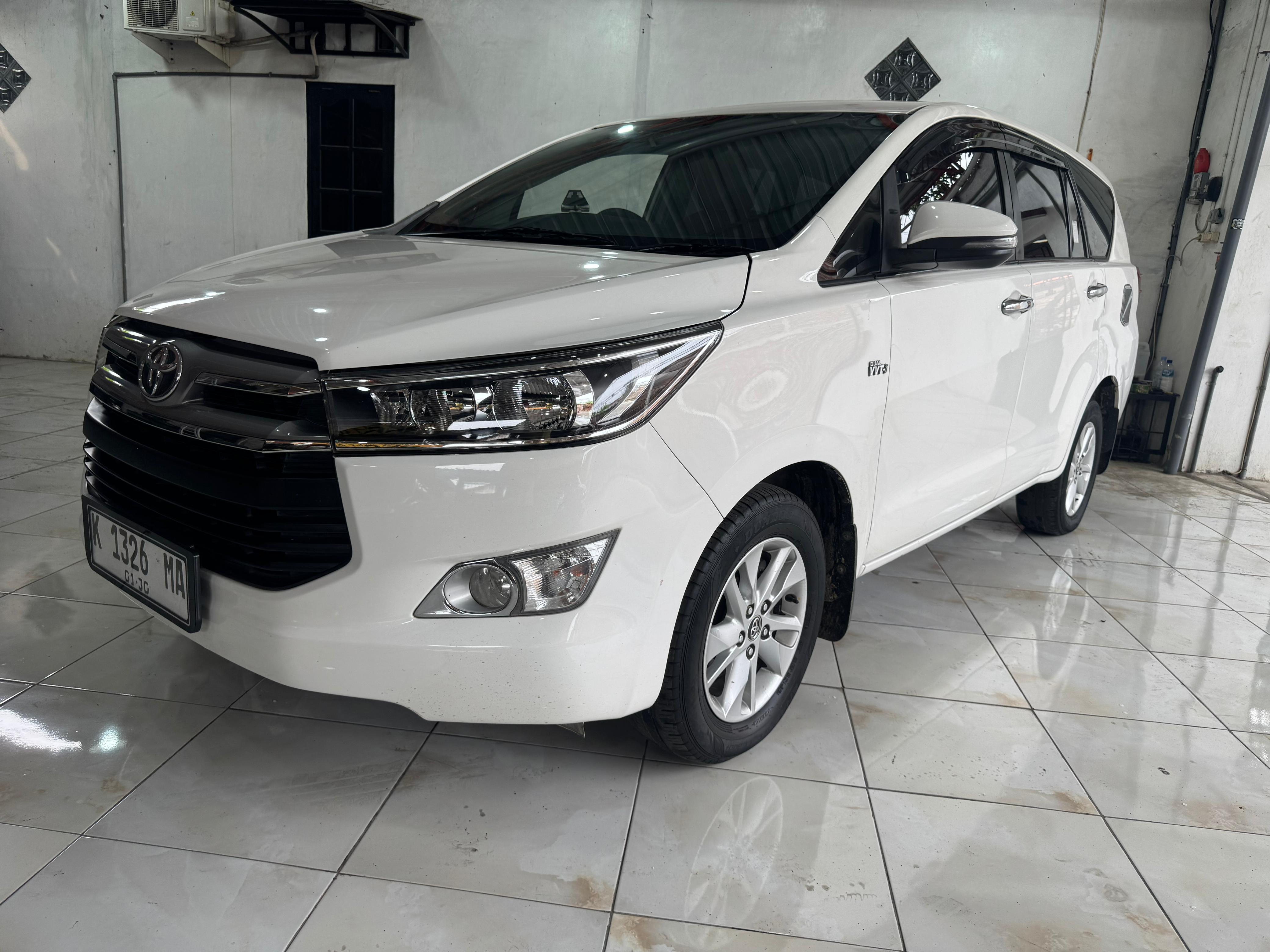 Toyota Innova G 2.0 MT