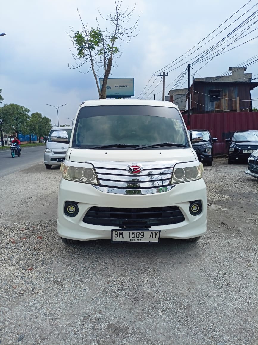 Daihatsu Luxio 1.5 X MT