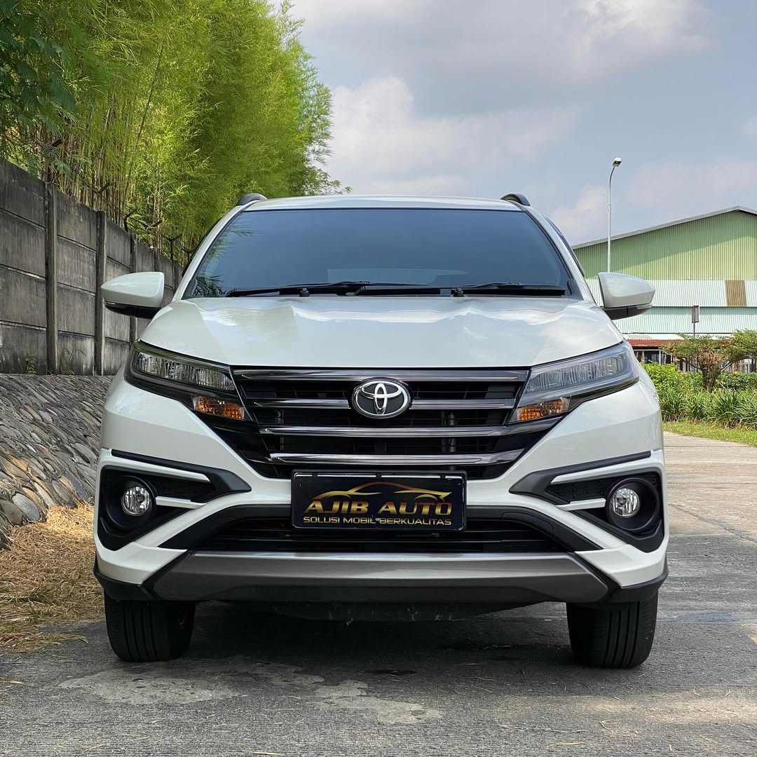 Toyota Rush 1.5 GR Sport Manual