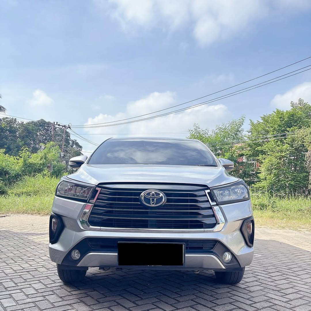 Toyota Innova Reborn 2.4 G Diesel Manual