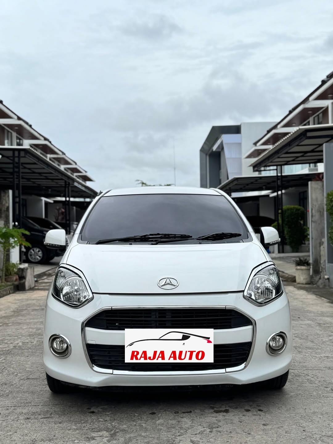 Daihatsu Ayla 1.0 X Elegant Automatic