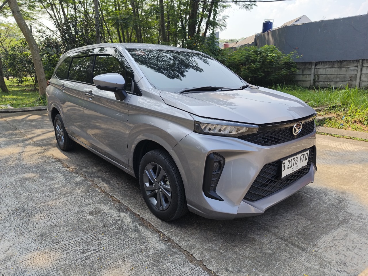 Daihatsu Xenia X CVT