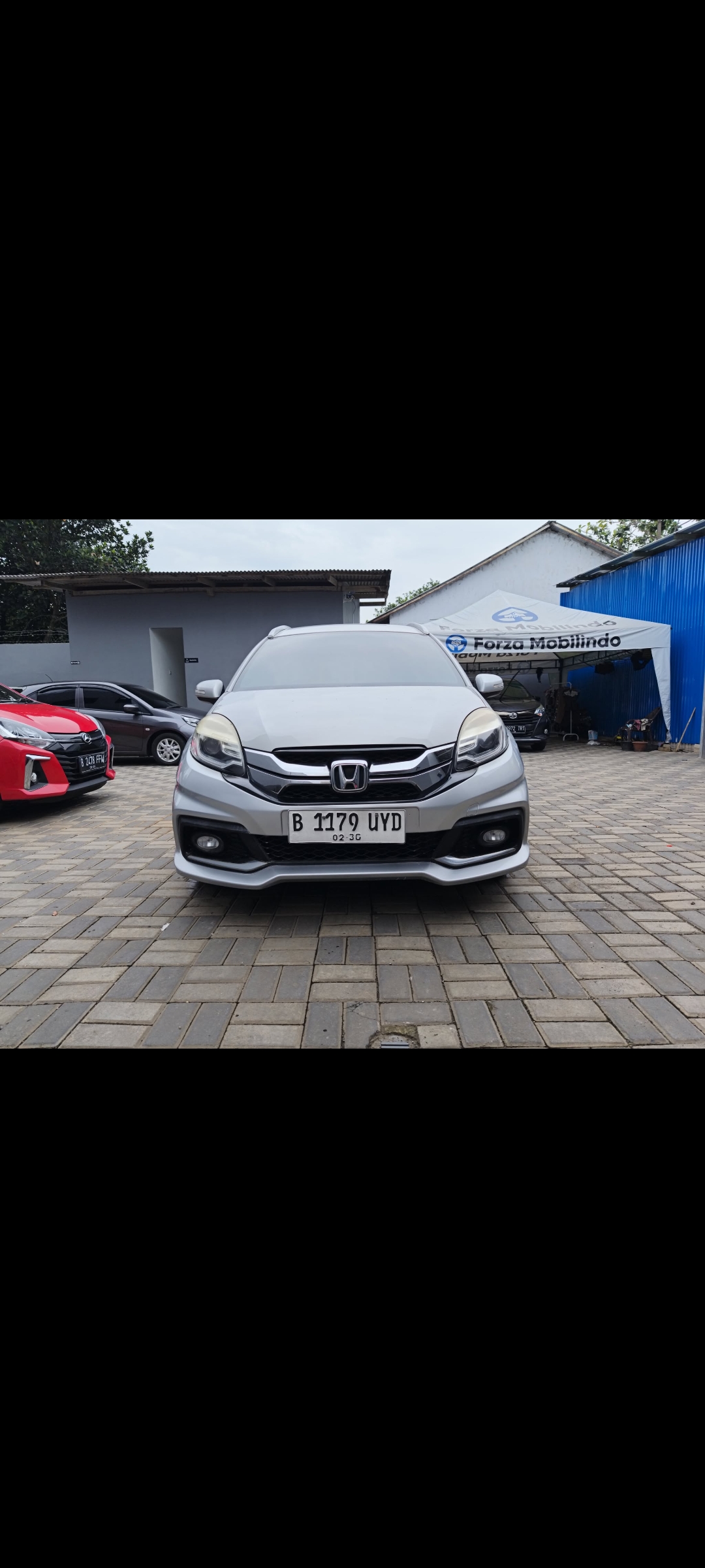 Honda Mobilio RS AT