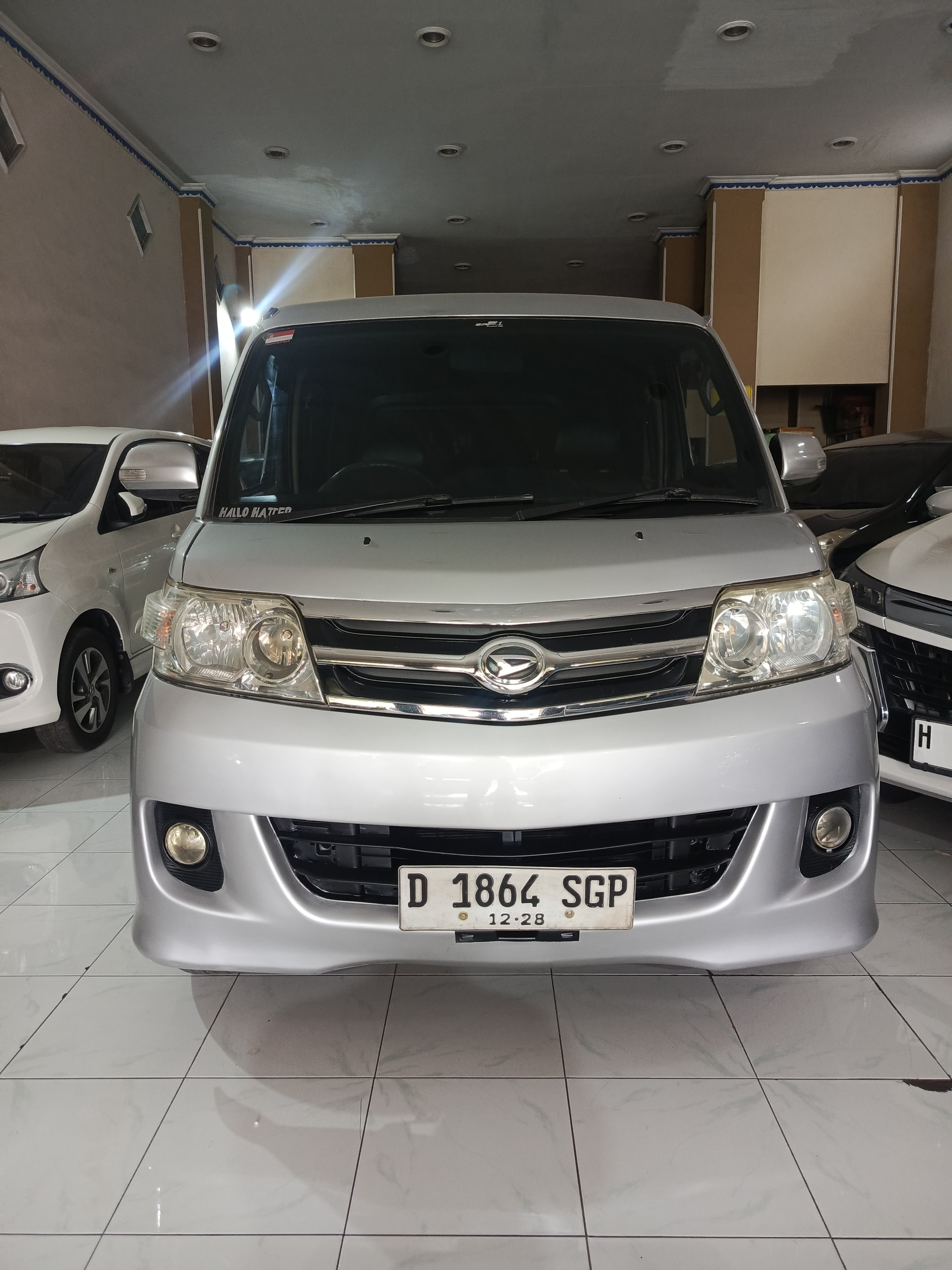 Daihatsu Luxio X MT
