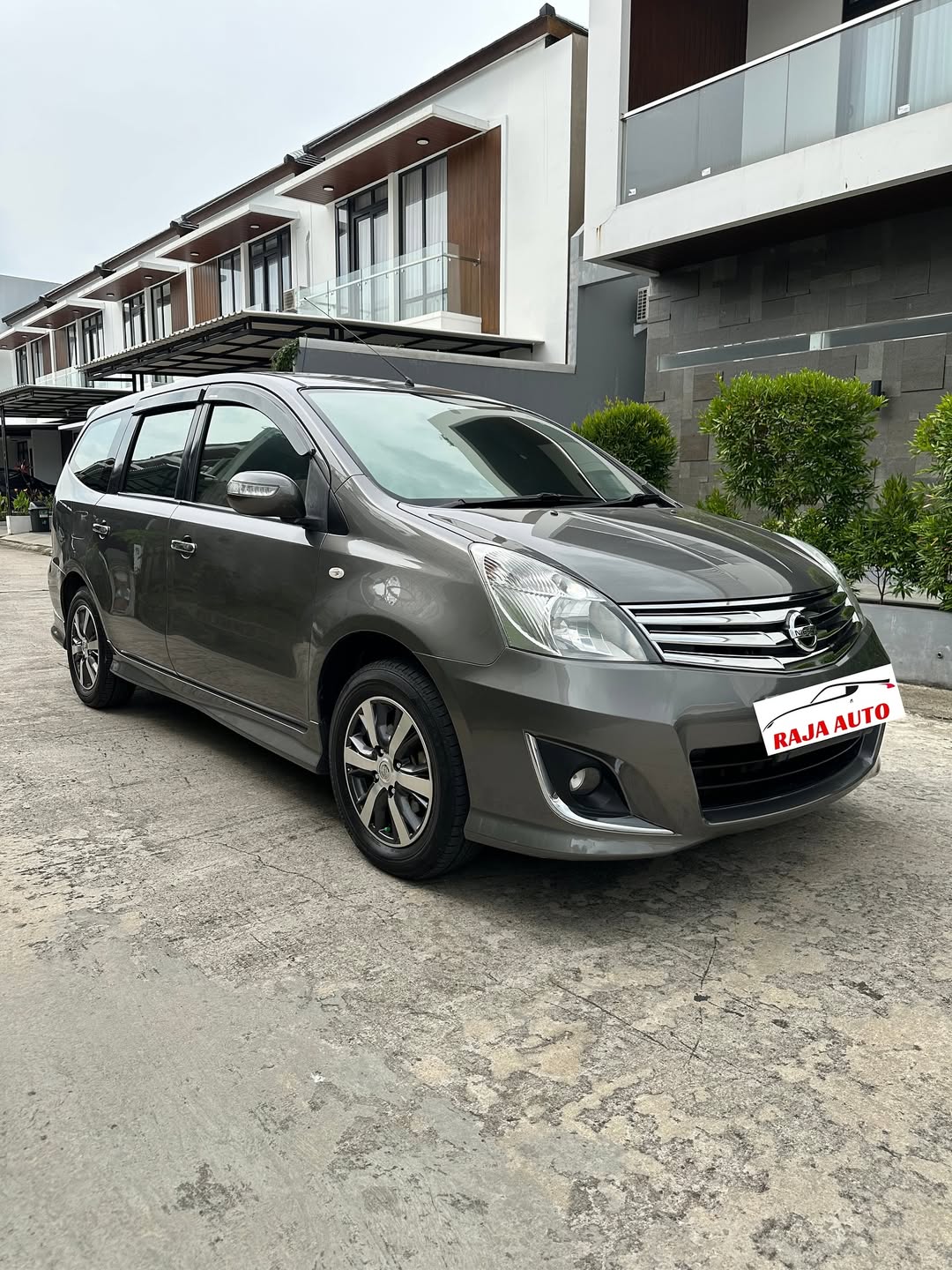 Nissan Livina HWS Manual