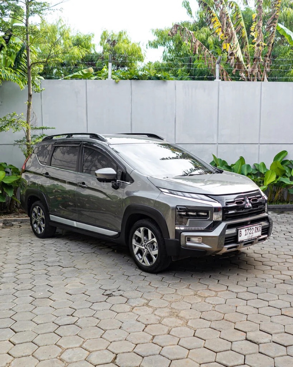 Mitsubishi Xpander Cross Premium Package Automatic