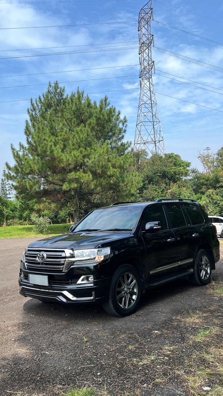 LAND CRUISER VX 200 V8