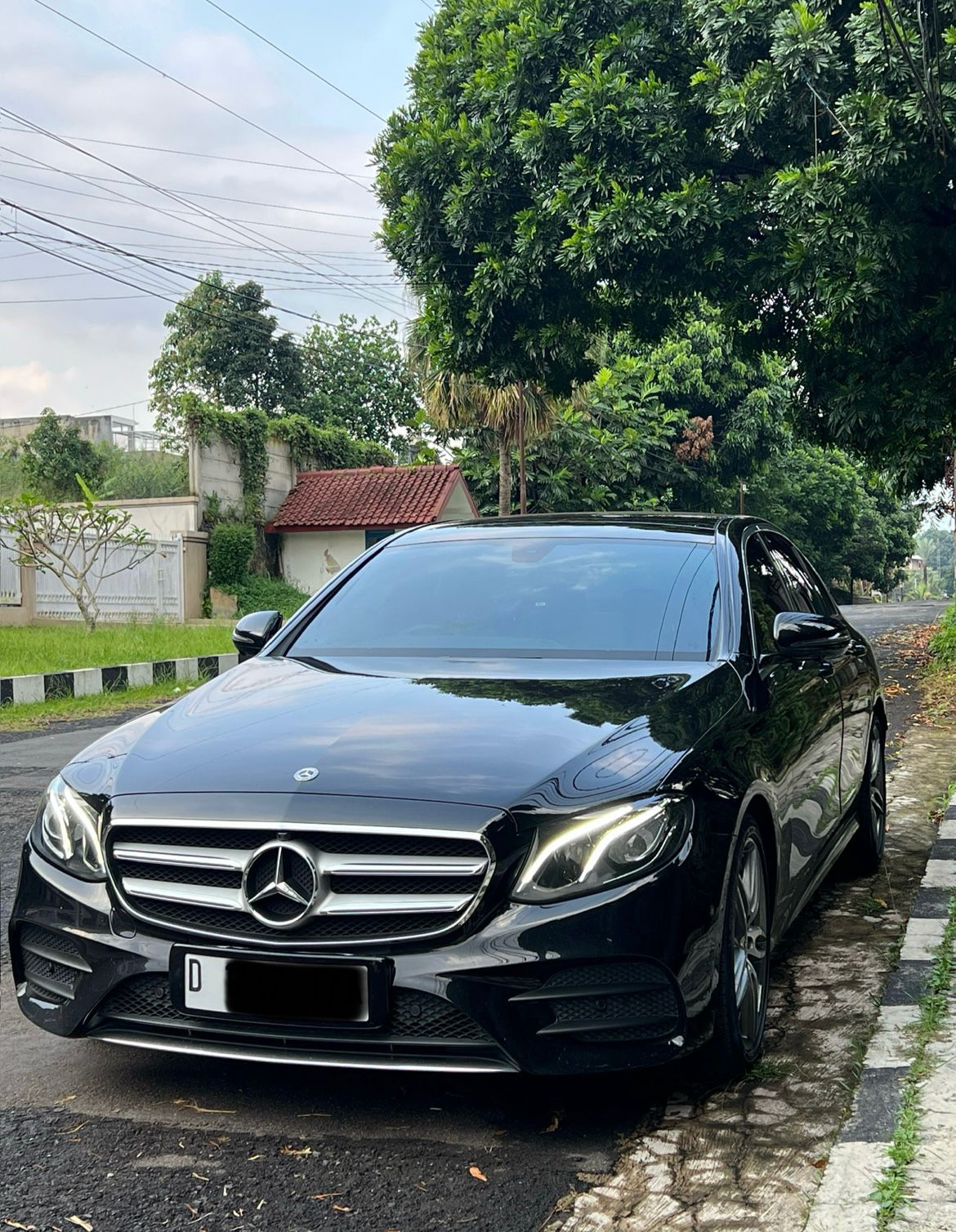 Mercedes Benz E300 Coupe