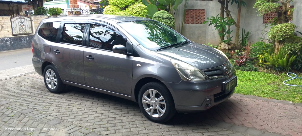 Nissan Grand Livina 1.5 SV AT